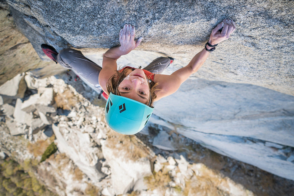 ¿Qué material de escalada necesito para empezar a practicar escalada deportiva?